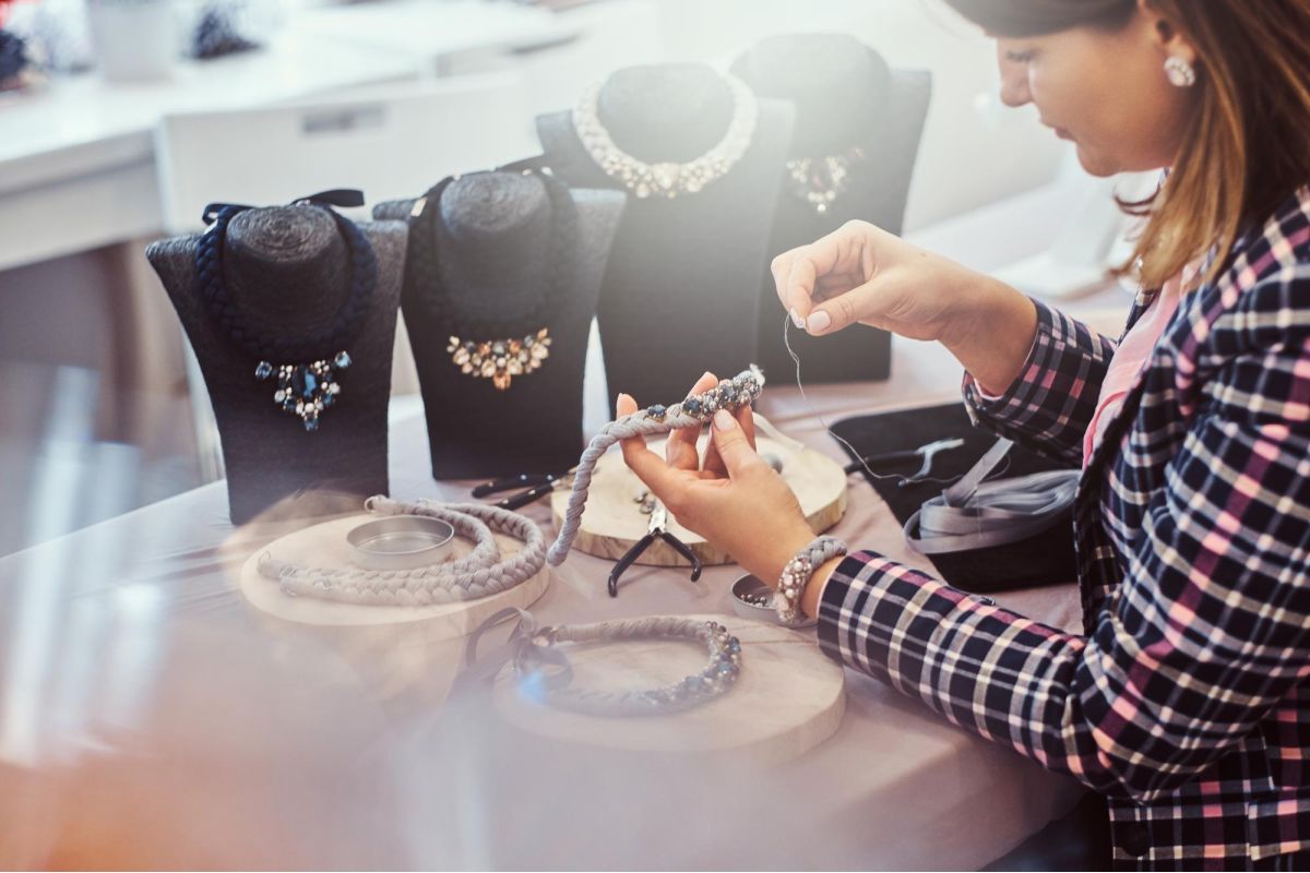 BBA in Gems & Jewellery Management