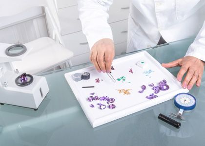 Gemologist 