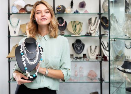 Retail Manager or Operations Specialist